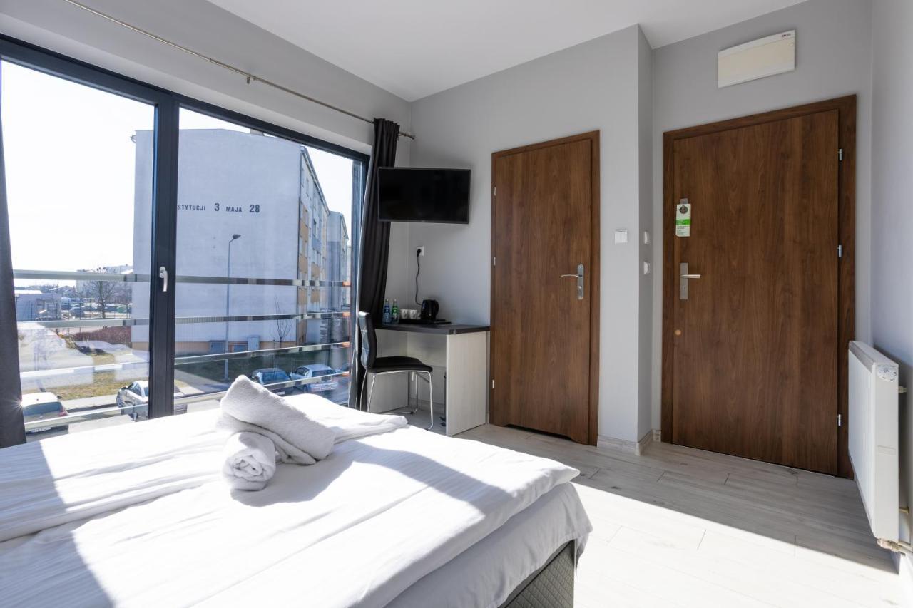 Noclegijarocin Bed & Breakfast Exterior foto